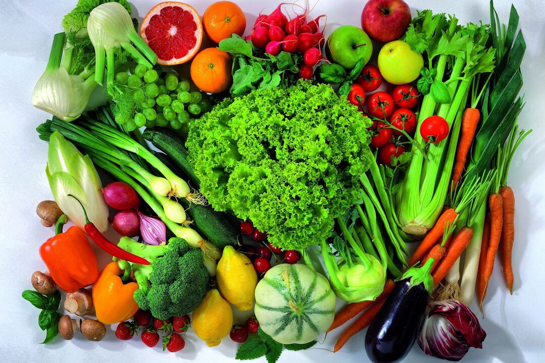 Verduras y frutas a dieta. 